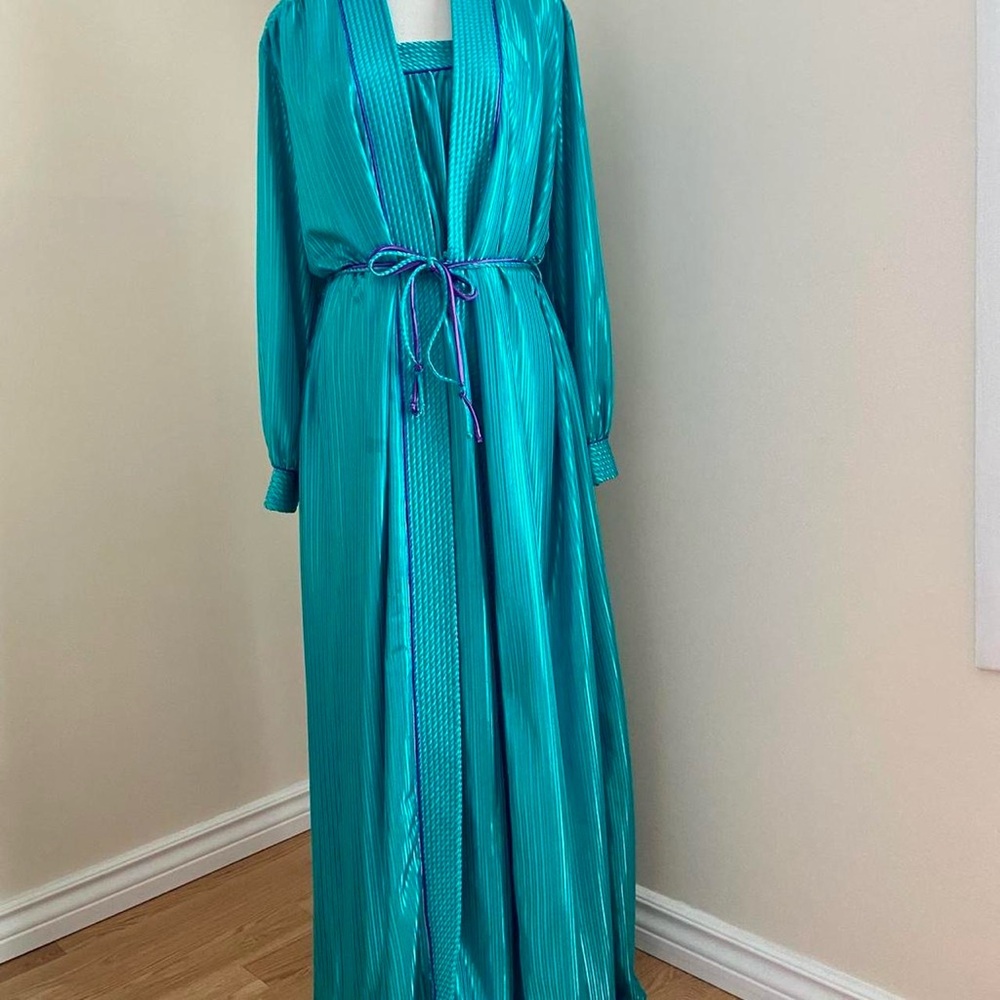 Dominique Vibrant Turquoise Robe